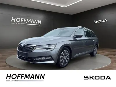 Gebraucht Skoda Superb Premium Edition 150 PS (110 kW) 2023 Graphitegrau metallic Kombi