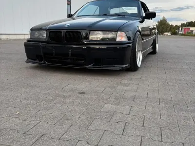 Gebraucht BMW 328 Cabriolet Sport Line 193 PS (141 kW) 1996 Schwarz Cabrio