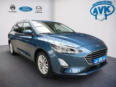 Second-hand Ford Focus Titanium 155 CP (114 kW) 2020 Albastru Break