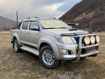 Gebraucht Toyota HiLux 171 PS (125 kW) 2015 Silber Abholung