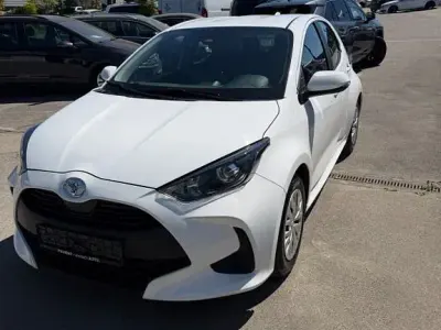 Brugt Toyota Yaris Comfort 72 HK (52 kW) 2022 Hvid Hatchback