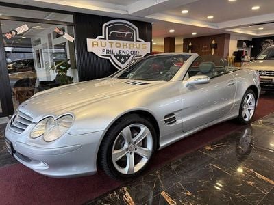Usata Mercedes SL350 245 CV (180 kW) 2003 Argento Cabrio