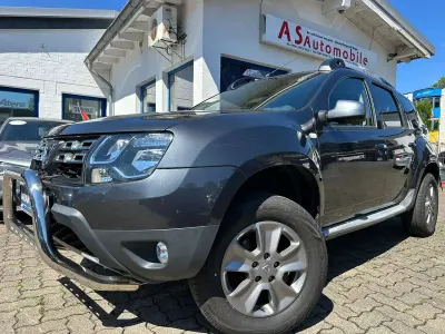 Gebraucht Dacia Duster Prestige 125 PS (91 kW) 2015 Grau "comete" SUV