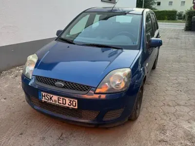 Gebraucht Ford Fiesta Ambiente 69 PS (50 kW) 2008 Kleinwagen