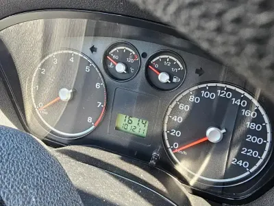 Second-hand Ford Focus 101 CP (74 kW) 2006 Bej Berlinǎ