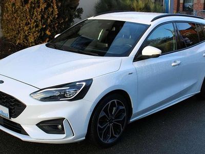 Frostweiß Gebraucht 2021 Ford Focus ST-Line X Kombi | 19.990 € (Fairer Preis)