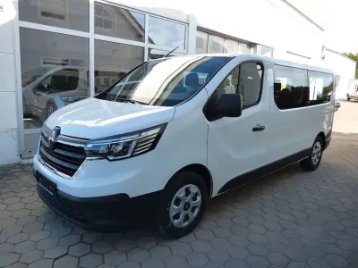 Gebraucht Renault Trafic 110 PS (80 kW) 2024 Weiß Van / Kleinbus