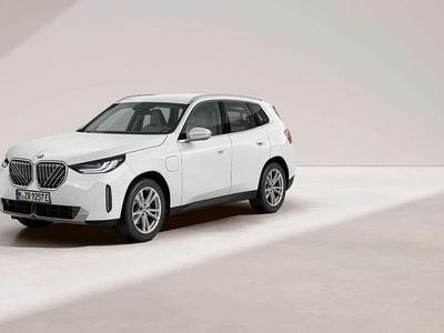 Alpinweiss uni Neu 2025 BMW X3 Sport Line SUV | 53.989 €