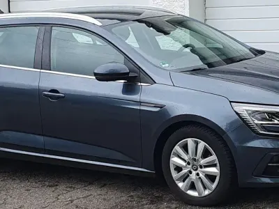 Gebraucht Renault Mégane GrandTour Business 116 PS (85 kW) 2023 Grau Kombi