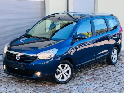 Używany Dacia Lodgy Prestige 116 KM (85 kW) 2017 Niebieski Minivan