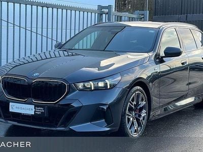 Gebraucht BMW 550e M Sport 313 PS (230 kW) 2025 Grau Limousine