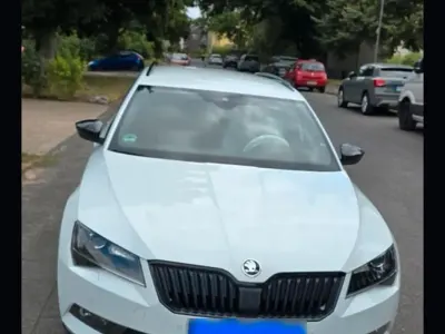 Gebraucht Skoda Superb 190 PS (139 kW) 2017 Weiß Kombi