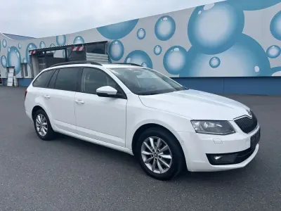 Gebraucht Skoda Octavia Ambition 110 PS (80 kW) 2016 Weiß Kombi