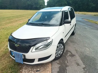 Gebraucht Skoda Roomster 90 PS (66 kW) 2010 Weiß Van / Kleinbus