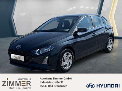 Grau Gebraucht 2024 Hyundai i20 Select Limousine | 16.900 € (Guter Preis)
