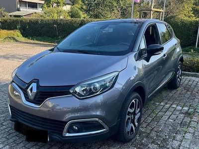 Gebraucht Renault Captur Intens 120 PS (88 kW) 2017 Grau SUV