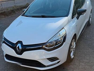 Gebraucht Renault Clio IV 76 PS (55 kW) 2018 Weiß Kleinwagen
