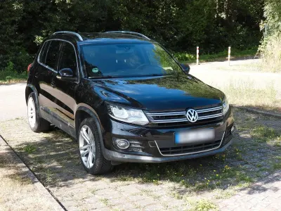 Gebraucht VW Tiguan Sportline 140 PS (102 kW) 2013 Schwarz SUV