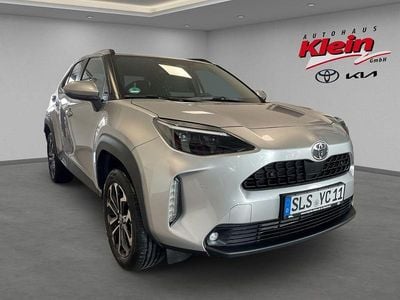 Silber Gebraucht 2025 Toyota Yaris Cross SUV | 30.699 €
