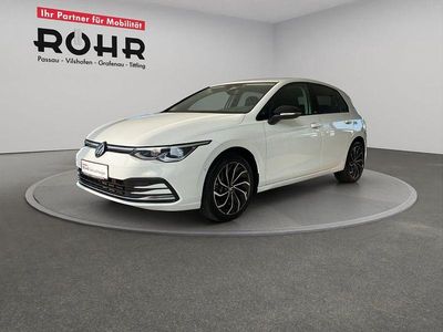Usata VW Golf VIII Life 116 CV (85 kW) 2023 Bianco Berlina