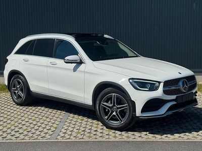 Używany Mercedes GLC220 AMG 194 KM (142 kW) 2019 Biały SUV