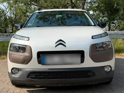 Gebraucht Citroën C4 Cactus 110 PS (80 kW) 2015 Weiß Kleinwagen