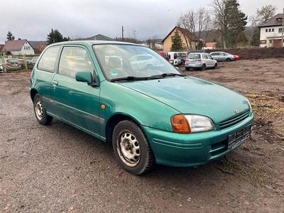Grün Gebraucht 1999 Toyota Starlet Kleinwagen | 1.500 € (Fairer Preis)