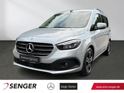Gebraucht Mercedes T180 Progressive 116 PS (85 kW) 2025 Silber Van / Kleinbus