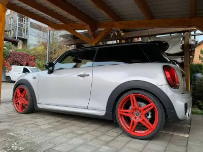 Gebraucht Mini John Cooper Works 192 PS (141 kW) 2020 Weiß Kleinwagen
