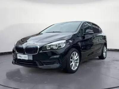 Używany BMW 225 Active Tourer iPerformance 224 KM (164 kW) 2018 Czarny Minivan