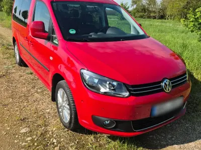 Gebraucht VW Caddy Maxi Edition 140 PS (102 kW) 2015 Rot Van / Kleinbus