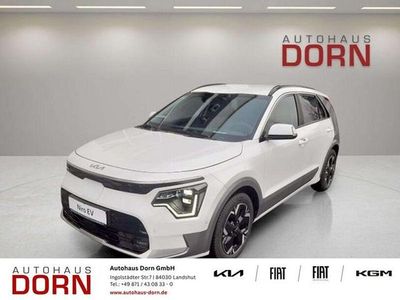 Weiß Gebraucht 2024 Kia e-Niro Inspiration SUV | 35.990 € (Etwas zu teuer)