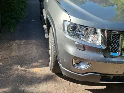Gebraucht Jeep Cherokee Limited 241 PS (177 kW) 2013 Grau SUV