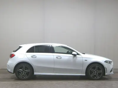 Usata Mercedes A250 AMG line 218 CV (160 kW) 2020 Bianco Berlina