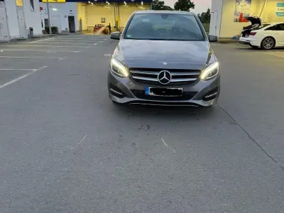 Brugt Mercedes B180 109 HK (80 kW) 2015 Grå MPV
