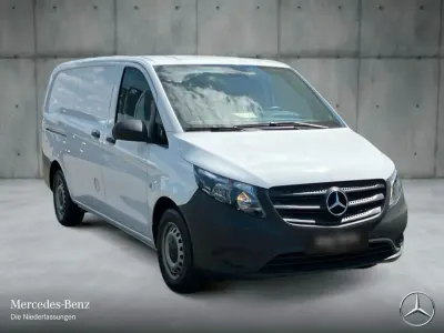 Gebraucht Mercedes Vito 102 PS (75 kW) 2021 Weiß Van