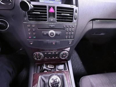 Gebraucht Mercedes C220 175 PS (128 kW) 2007 Grau Kombi