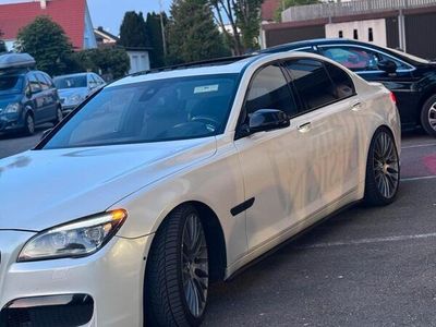 BMW 750