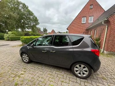 Gebraucht Opel Meriva 96 PS (70 kW) 2013 Grau Van / Kleinbus
