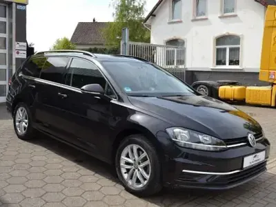 Gebraucht VW Golf VII Comfortline 150 PS (110 kW) 2018 Schwarz Kombi