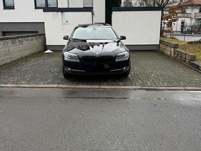 Gebraucht BMW 523 204 PS (150 kW) 2011 Schwarz Kombi
