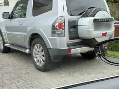 Gebraucht Mitsubishi Pajero 170 PS (125 kW) 2008 Grau SUV