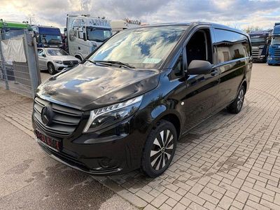 Gebraucht Mercedes Vito 190 PS (139 kW) 2023 Schwarz Van