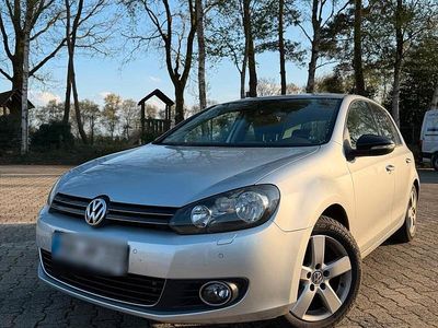 Gebraucht VW Golf VI Style 105 PS (77 kW) 2012 Grau Kleinwagen