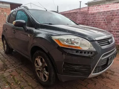 Gebraucht Ford Kuga Titanium 140 PS (102 kW) 2010 Grau SUV
