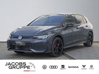 Grau Neu 2026 VW Golf GTI Limousine | 48.490 € (Etwas zu teuer)