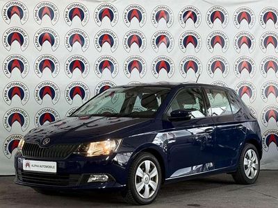 Gebraucht Skoda Fabia Active 75 PS (55 kW) 2016 Modra pacific/pacific blau Kleinwagen