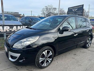 Schwarz Gebraucht 2011 Renault Scénic III Bose Edition Van / Kleinbus | 7.780 € (Etwas zu teuer)