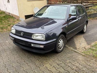 Gebraucht VW Golf III Family 90 PS (66 kW) 1997 Limousine