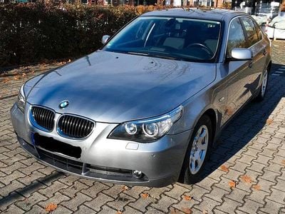BMW 523